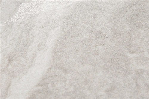 環保的室內設計 回收石磚,其次是天然石材